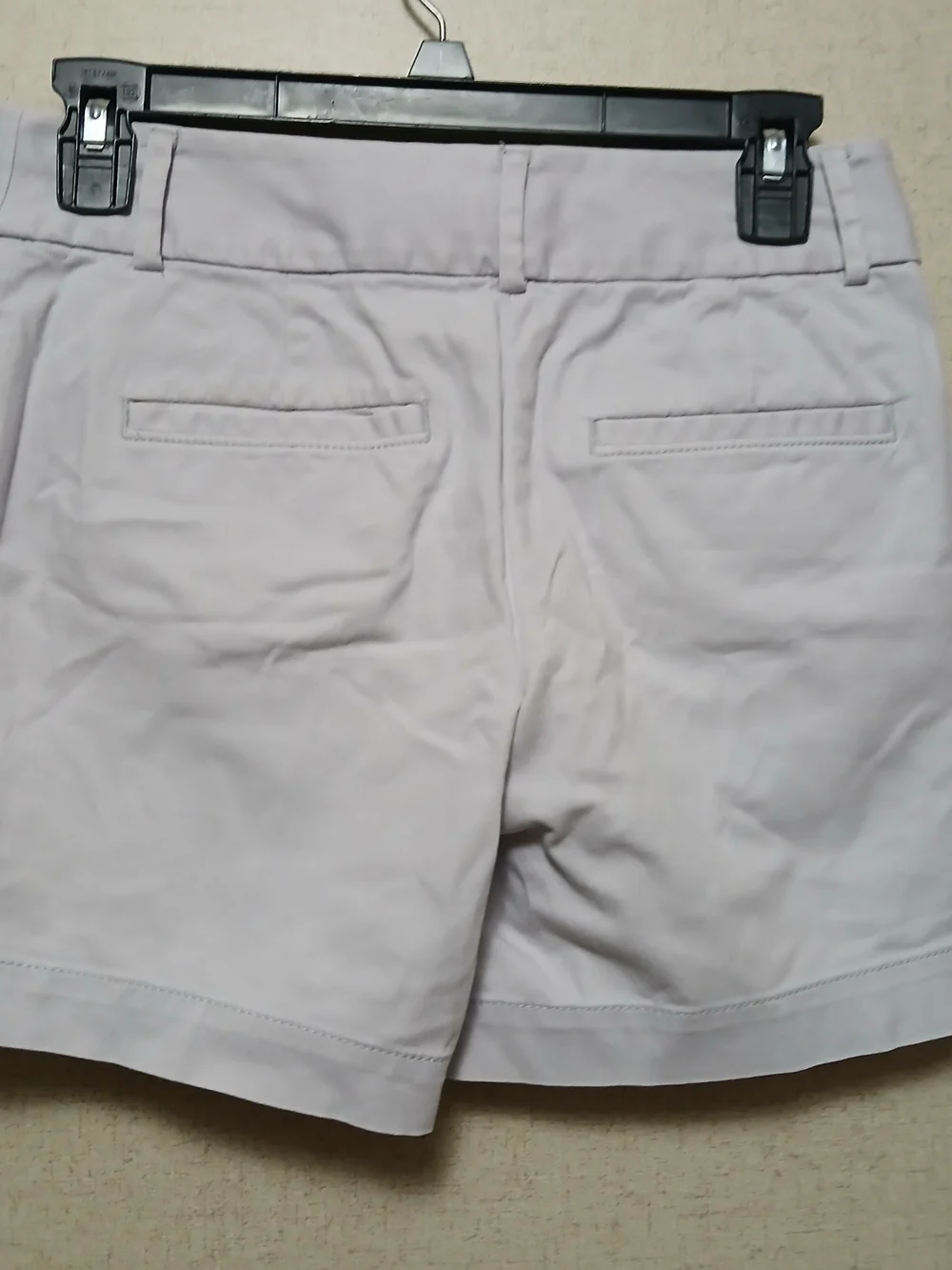 LOFT Women’s Light Gray Tailored Shorts - Picture 2 of 2